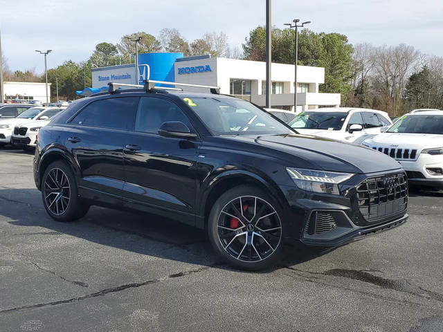 2022 Audi Q8 Premium Plus AWD photo