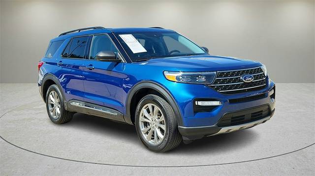 2022 Ford Explorer XLT 4WD photo