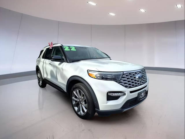2022 Ford Explorer Platinum 4WD photo