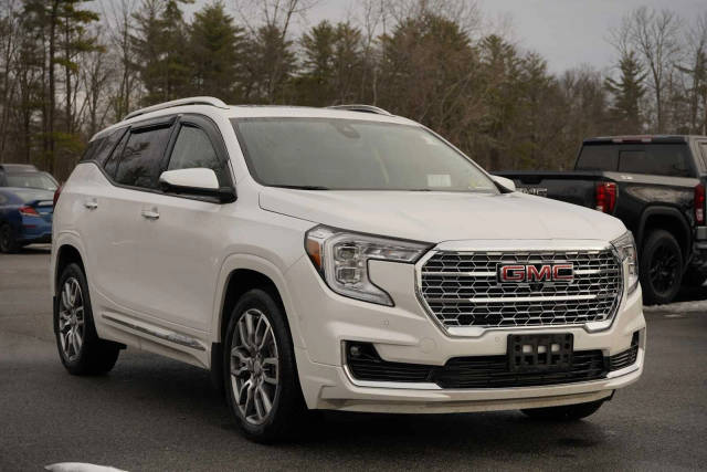 2022 GMC Terrain Denali AWD photo