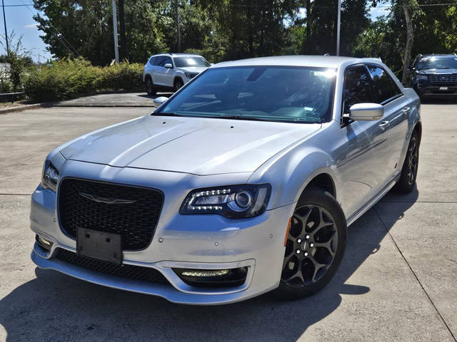 2022 Chrysler 300 Touring L AWD photo