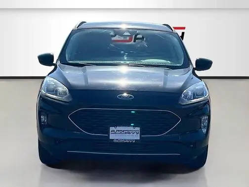 2022 Ford Escape SEL FWD photo