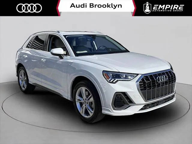 2022 Audi Q3 S line Premium Plus AWD photo