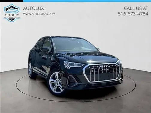 2022 Audi Q3 S line Premium Plus AWD photo