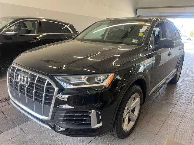2022 Audi Q7 Premium AWD photo