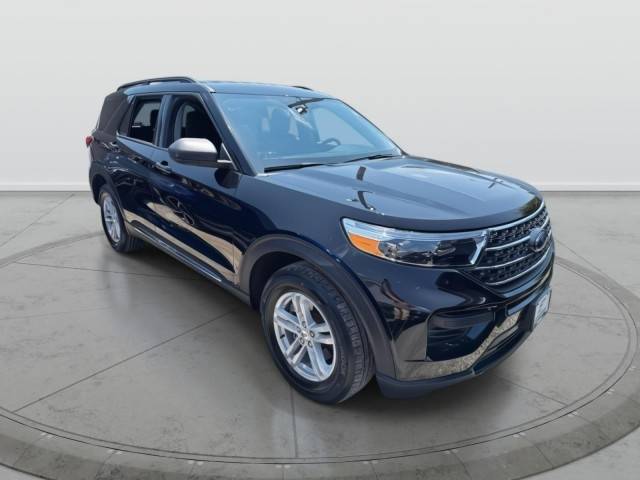 2022 Ford Explorer XLT 4WD photo