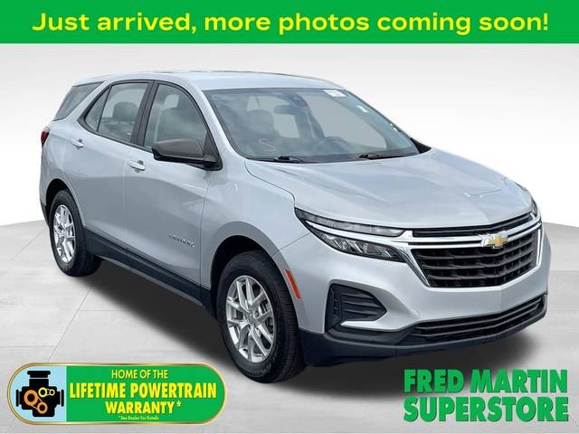 2022 Chevrolet Equinox LS AWD photo