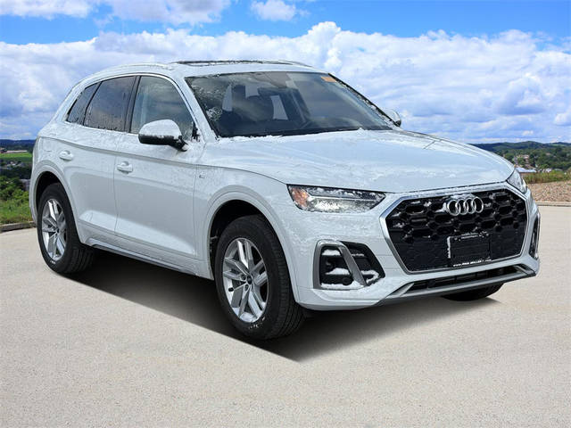 2022 Audi Q5 S line Premium AWD photo