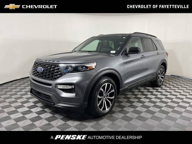 2022 Ford Explorer ST-Line RWD photo