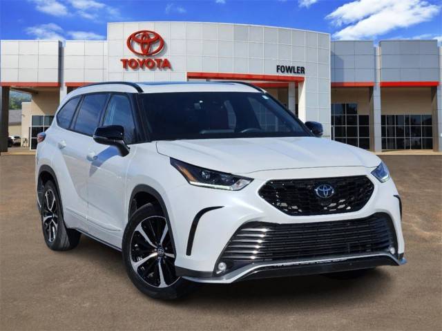 2022 Toyota Highlander XSE AWD photo