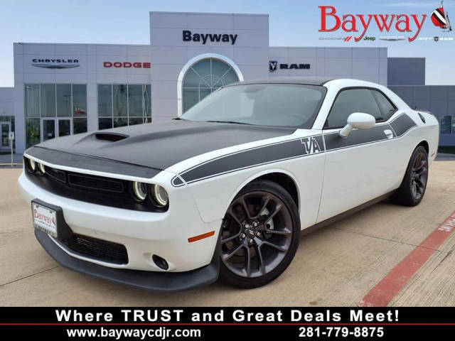 2022 Dodge Challenger R/T RWD photo