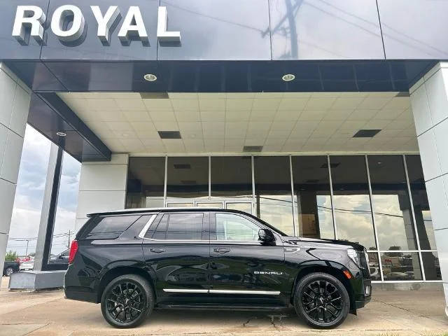 2022 GMC Yukon Denali RWD photo