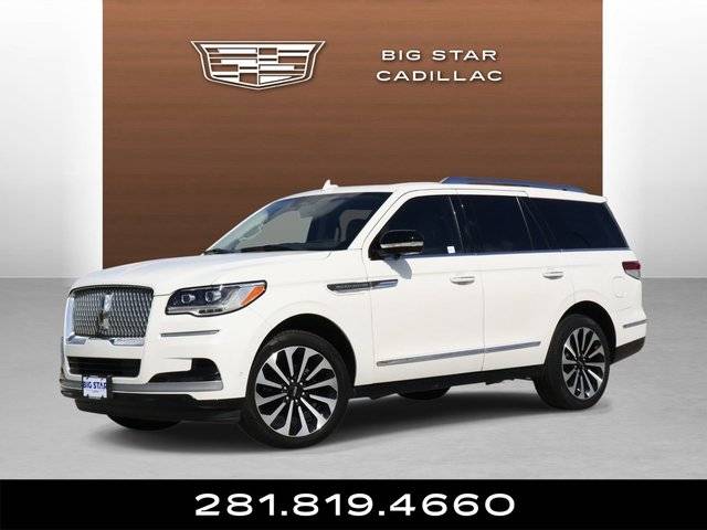 2022 Lincoln Navigator Reserve 4WD photo