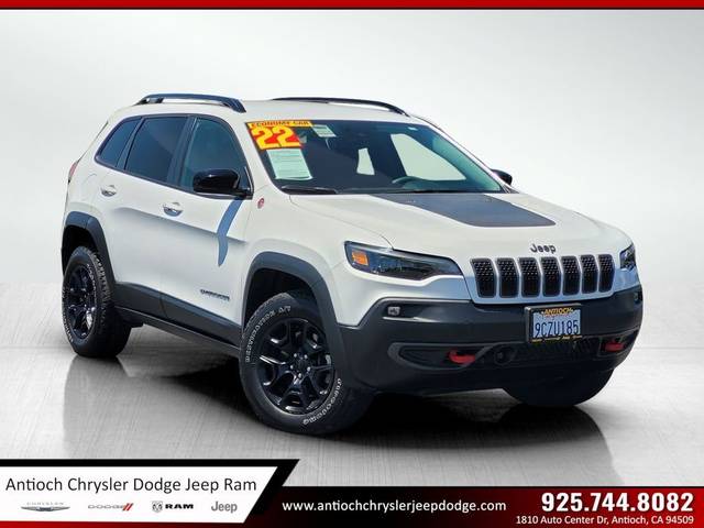 2022 Jeep Cherokee Trailhawk 4WD photo