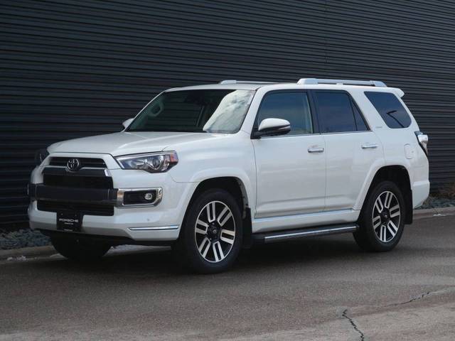 2022 Toyota 4Runner Limited 4WD photo
