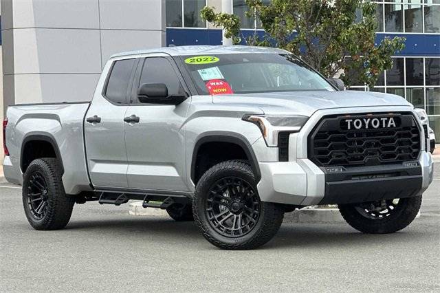 2022 Toyota Tundra SR5 4WD photo