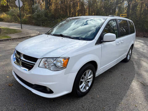 2019 Dodge Grand Caravan SXT FWD photo