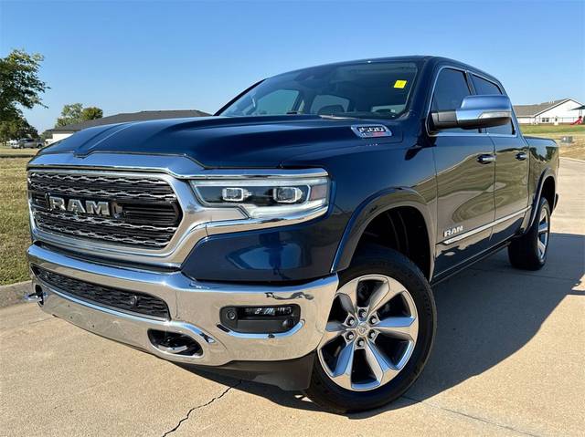 2022 Ram 1500 Limited 4WD photo