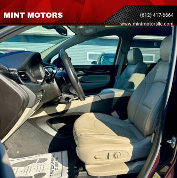 2019 Buick Enclave Essence AWD photo