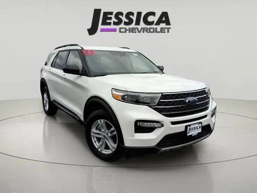2022 Ford Explorer XLT 4WD photo