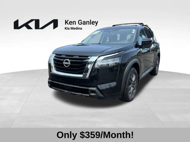 2022 Nissan Pathfinder SV 4WD photo