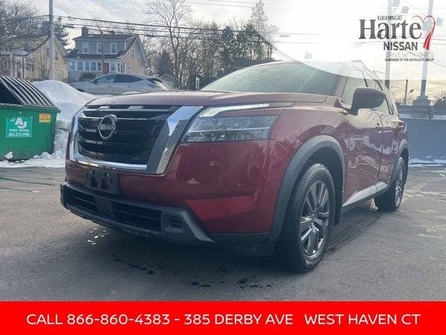 2022 Nissan Pathfinder SV 4WD photo
