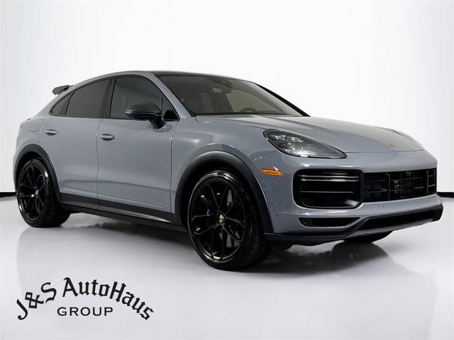 2022 Porsche Cayenne Coupe Turbo GT AWD photo