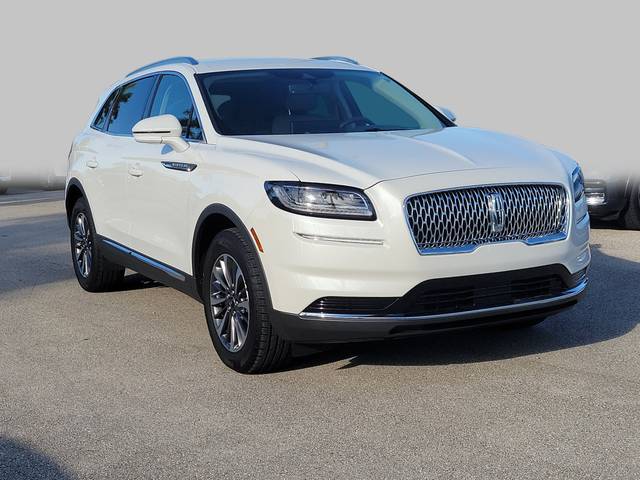 2022 Lincoln Nautilus Standard FWD photo