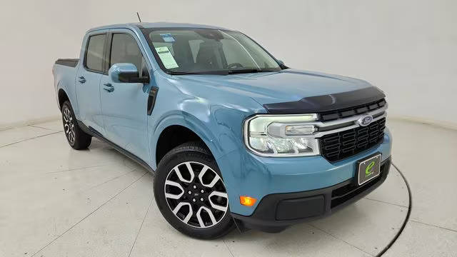 2022 Ford Maverick LARIAT FWD photo