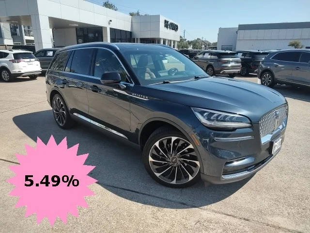 2022 Lincoln Aviator Reserve RWD photo