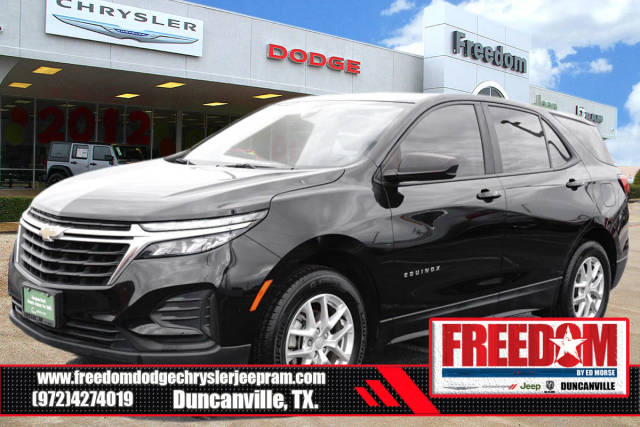 2022 Chevrolet Equinox LS FWD photo