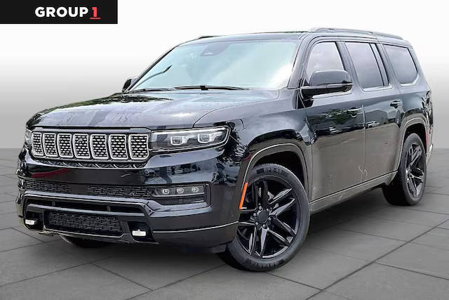 2022 Jeep Grand Wagoneer Series III 4WD photo