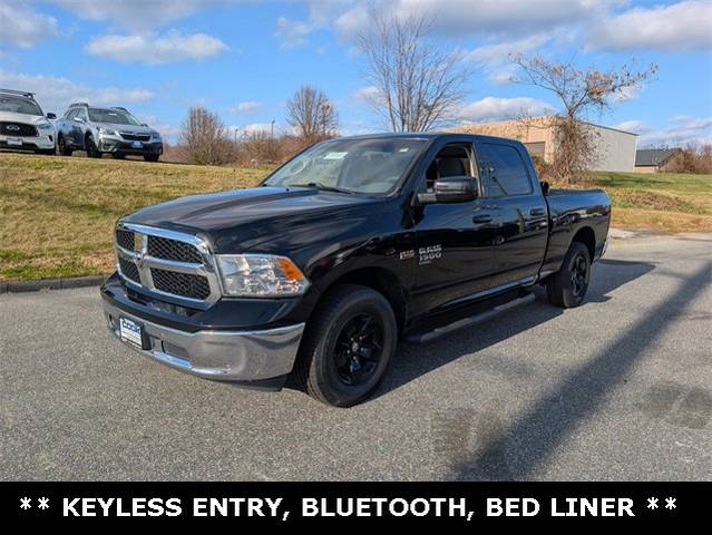 2019 Ram 1500 SLT 4WD photo