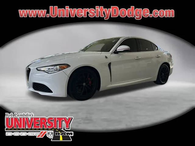 2018 Alfa Romeo Giulia  RWD photo