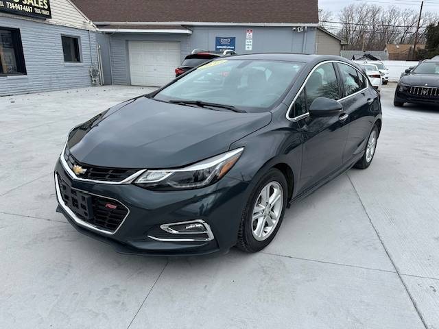 2018 Chevrolet Cruze Premier FWD photo