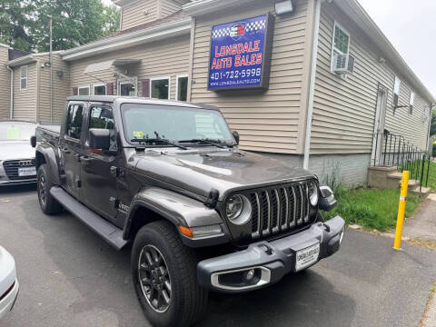 2022 Jeep Gladiator Overland 4WD photo