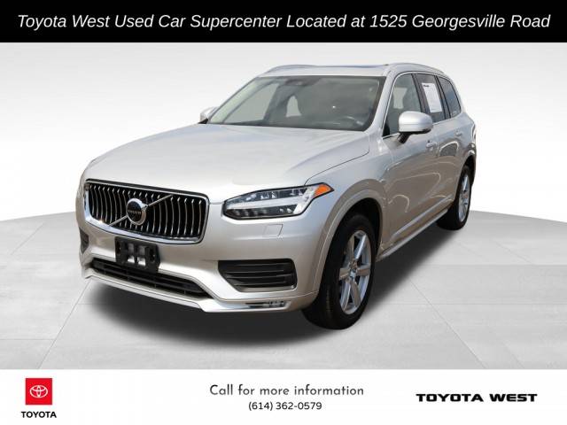 2022 Volvo XC90 Momentum AWD photo