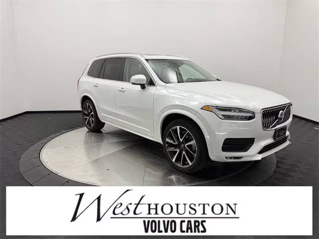 2022 Volvo XC90 Momentum AWD photo