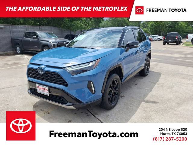 2022 Toyota RAV4 Hybrid XSE AWD photo