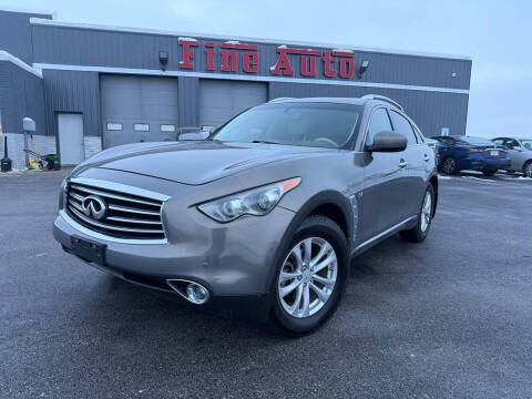 2015 Infiniti QX70  AWD photo