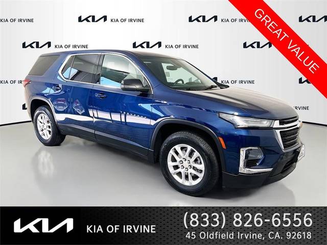 2022 Chevrolet Traverse LS FWD photo