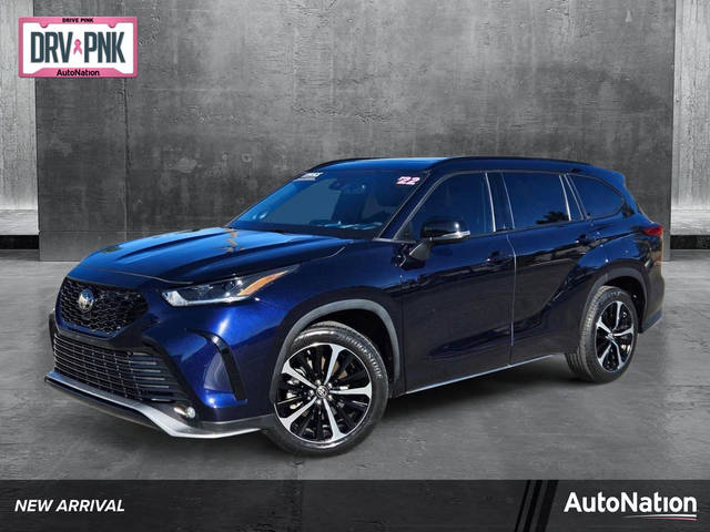 2022 Toyota Highlander XSE FWD photo