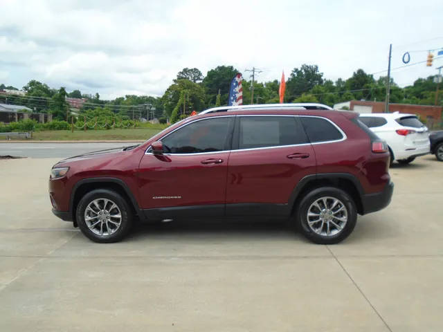 2019 Jeep Cherokee Latitude Plus 4WD photo
