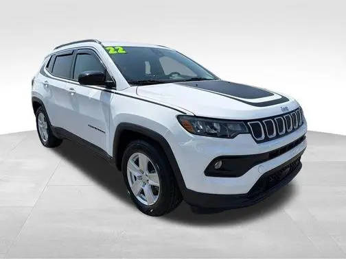 2022 Jeep Compass Latitude FWD photo