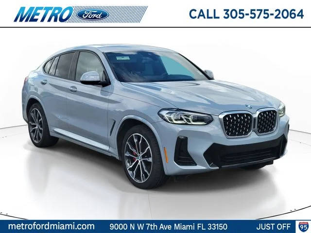 2022 BMW X4 xDrive30i AWD photo
