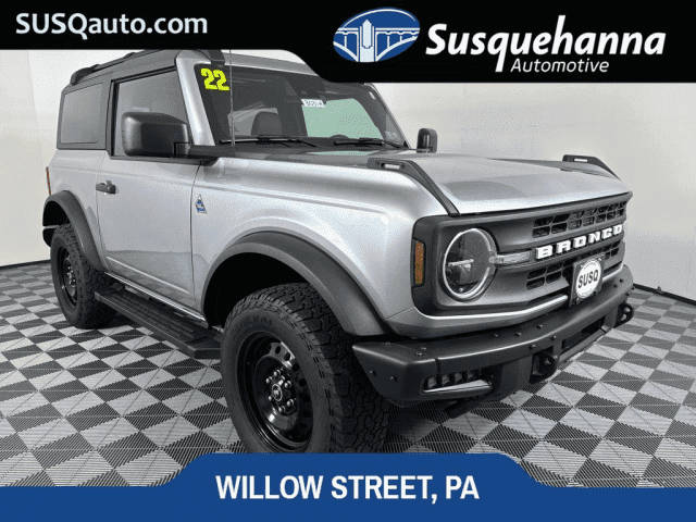 2022 Ford Bronco 2 Door Black Diamond 4WD photo