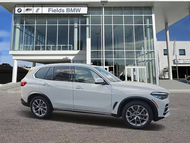 2022 BMW X5 xDrive40i AWD photo