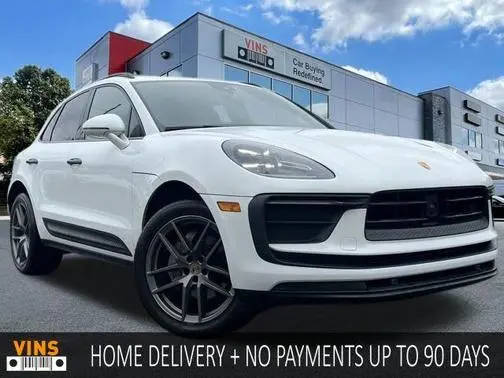 2022 Porsche Macan AWD photo