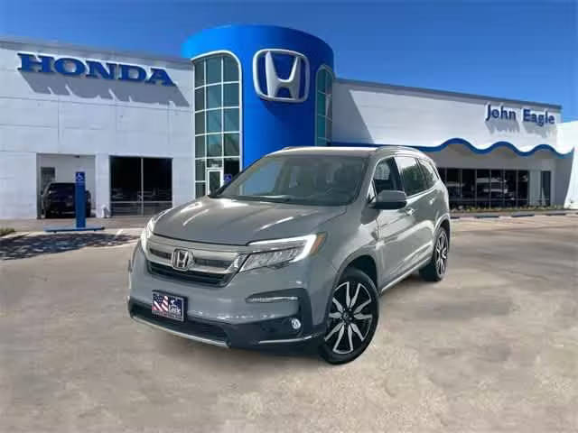 2022 Honda Pilot Touring 7-Passenger AWD photo