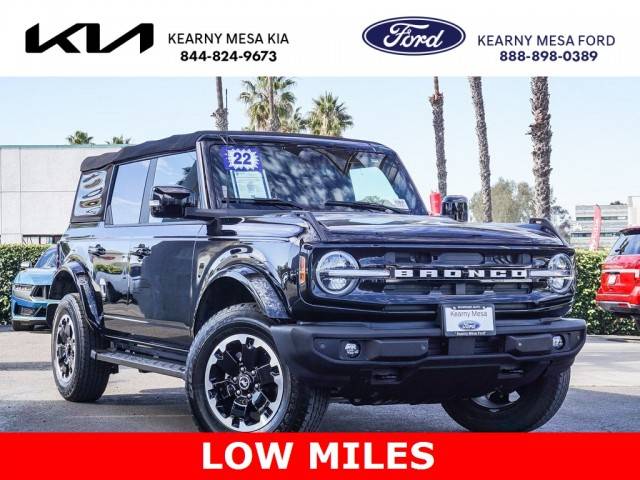2022 Ford Bronco 4 Door Outer Banks 4WD photo